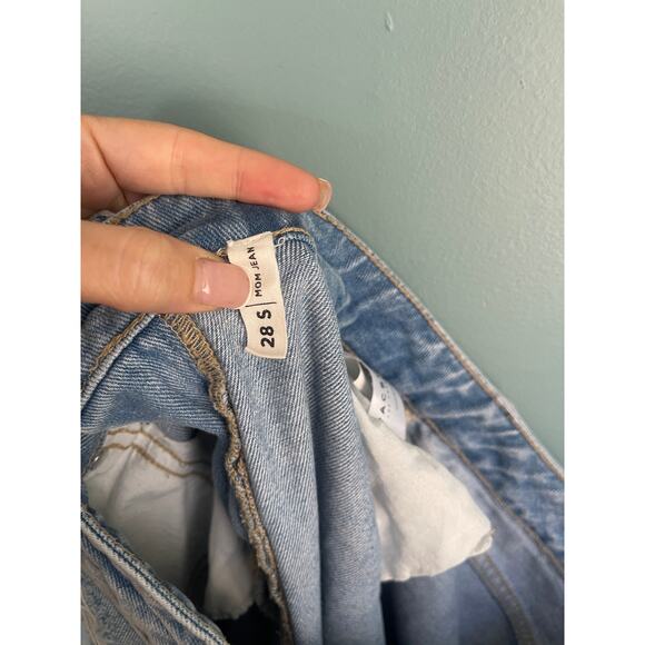 PacSun Distressed Mom Jeans Light Blue Denim - Picture 6 of 8